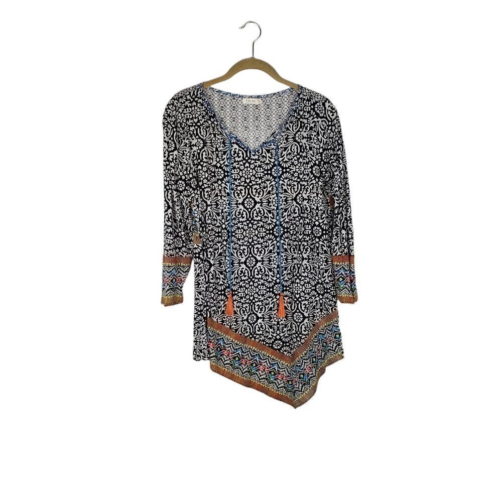 Kyla Seo Leslie Slant Hem Tunic Top Black White Floral Boho Womens Size Small